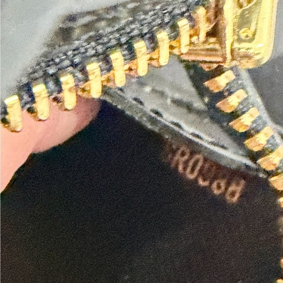 Louis Vuitton Epi Black Leather Clutch EUC SR0988 - Picture 5 of 11